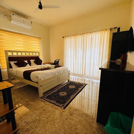 Alivious Beach Homestay Alappuzha Bagian luar foto