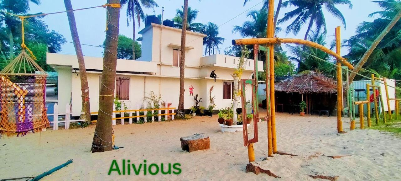 Alivious Beach Homestay Alappuzha Bagian luar foto