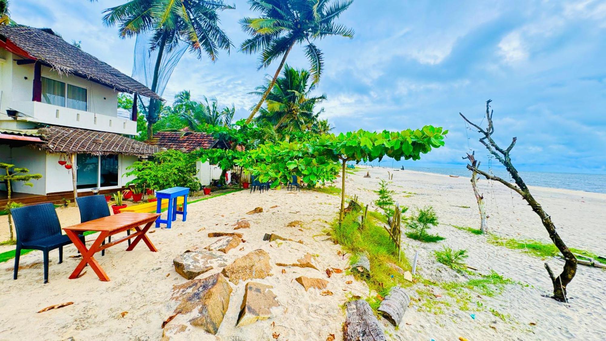 Alivious Beach Homestay Alappuzha Bagian luar foto