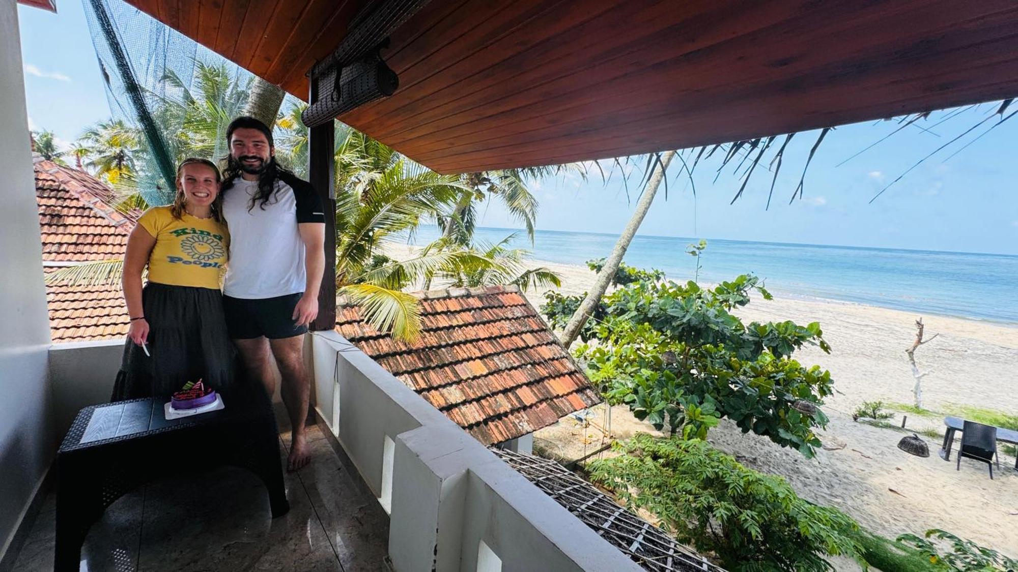 Alivious Beach Homestay Alappuzha Bagian luar foto